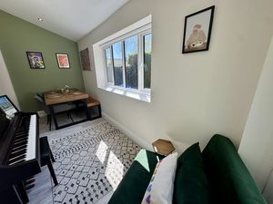 Family/Dining Room- click for photo gallery